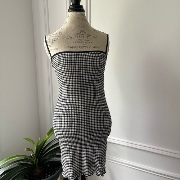 Aritzia Wilfred Jazz Mini Dress - Picture 2 of 6